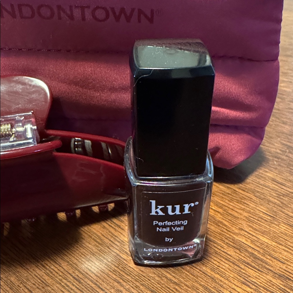Londontown Perfecting Nail Veil #10, Cherry Soda w/bag and hair clip